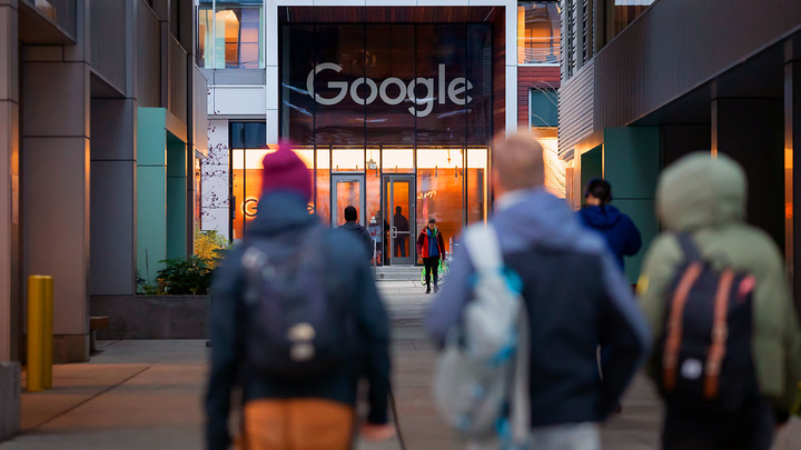 Google решил откупиться: Чиновники делят гранты главного цензора россия
