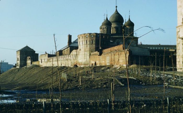 Новоспасский монастырь в Москве. Автор: Martin Manhoff.