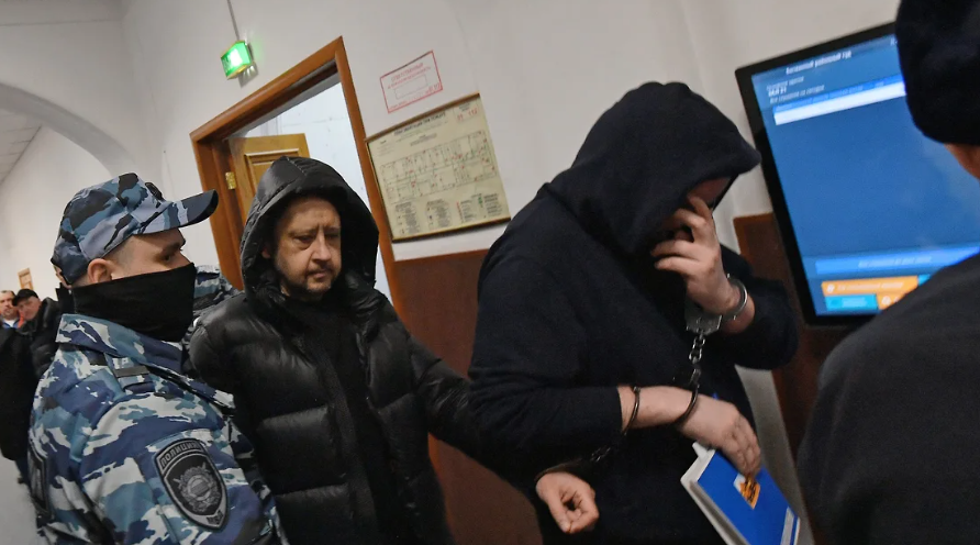 Московские полицейские незаконно завезли более 10 тысяч мигрантов