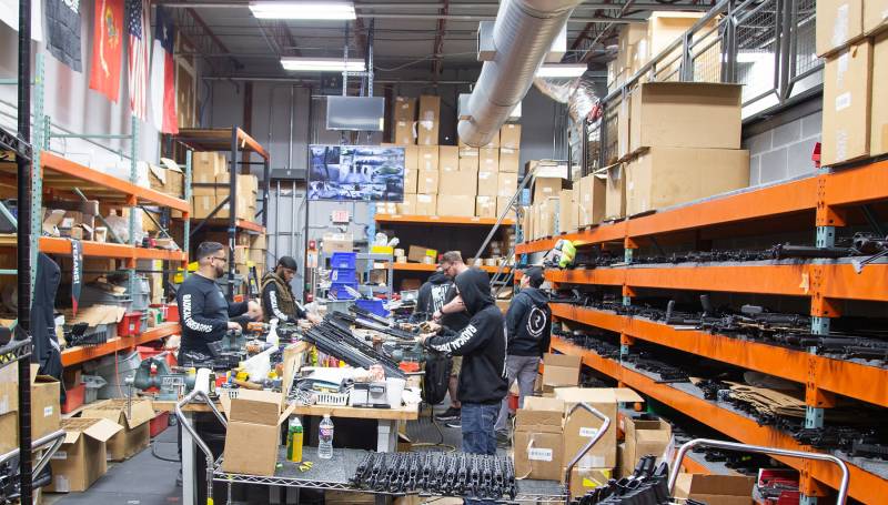 Глушитель превращается… в супрессор Глушитель превращается… в супрессор оружие