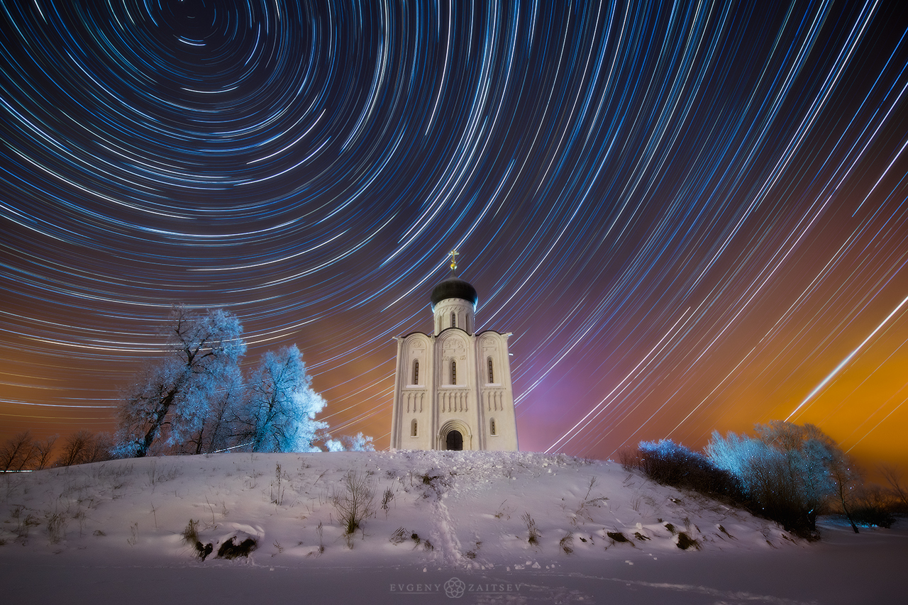 Храм Покрова на Нерли ночной