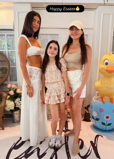 Дженнифер Лопес, Светлана Бондарчук, Рози Хантингтон-Уайтли, Кристина Орбакайте, Наталья Михалкова отметили католическую Пасху и Вербное воскресенье Кристины, Бондарчук, Блейк, Крутая, сыном, сыномФото, Сидоркина, КардашьянФото, Кардашьян, Кендалл, Кайли, КардашьянВита, Дженнер, детьмиФото, детьмиВита, дочерьюКлаудия, ШифферАлександра, ХантингтонУайтлиКортни, апреля, ХантингтонУайтли