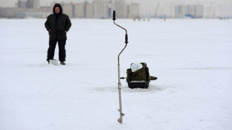Названы безопасные места для рыбалки в Архангельской области