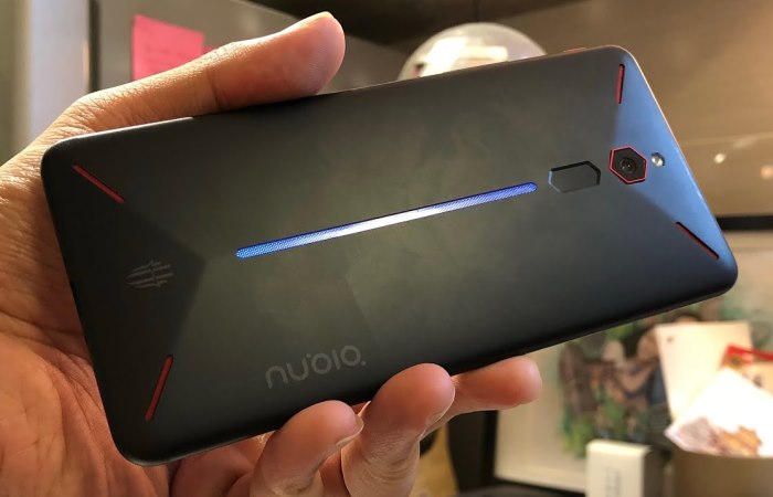 «Пятерка» мощнейших Android-смартфонов, за которыми охотятся отъявленные игроманы