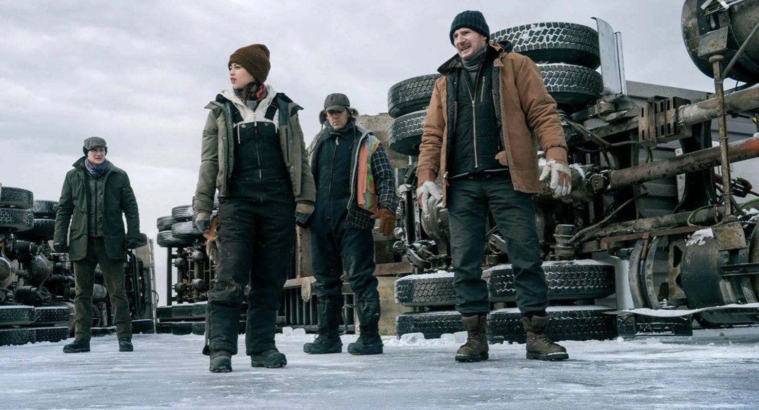 Тающий лёд, дальнобойщики, фура с помощью. Или фильм «Ледяной драйв»