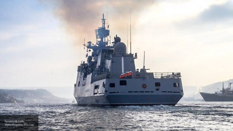 Противостояние началось: «Адмирал Григорович» против квартета эсминцев США