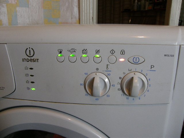 Indesit WISL 102