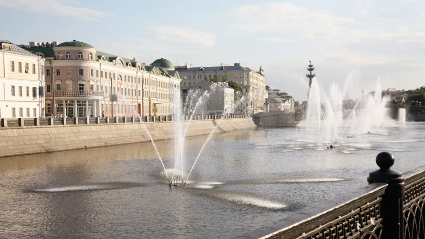 На Кадашёвской набережной в Москве установят исторические фонари
