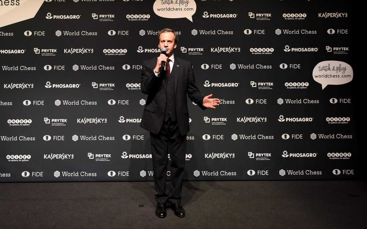 Дворкович назвал большой честью переизбрание на пост президента FIDE