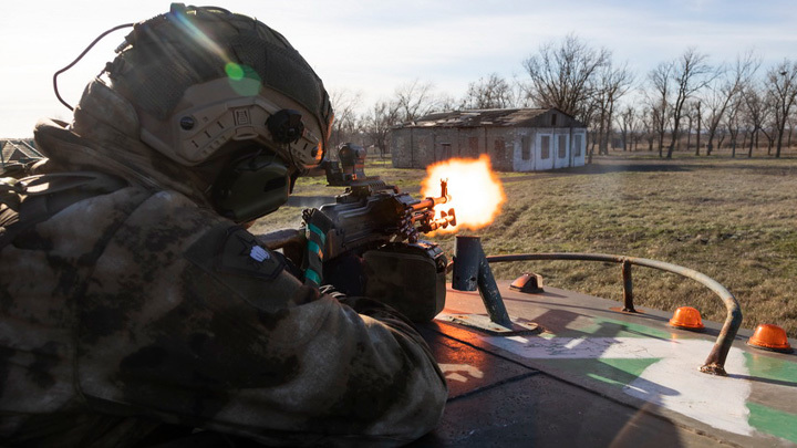 "ДАН ЖЁСТКИЙ ПРИКАЗ – НА ЗАПАД": ОБОРОНА ПРОТИВНИКА ПРОДАВЛЕНА