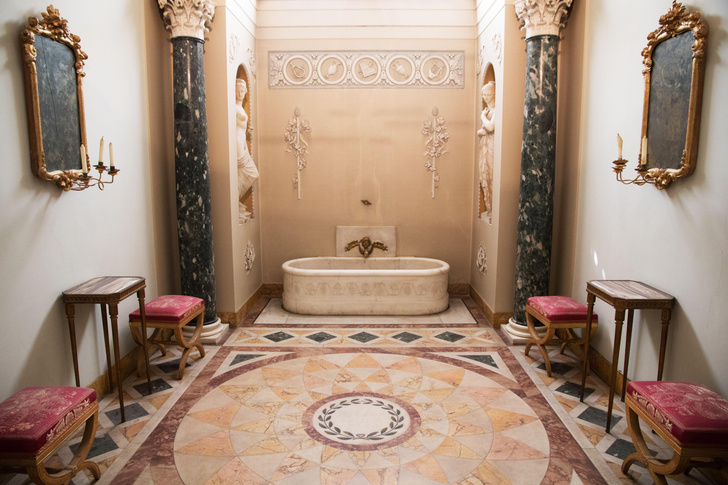 От Нерона до Александры Федоровны: как выглядели ванные комнаты королей и императоров идеи для дома,интерьер и дизайн