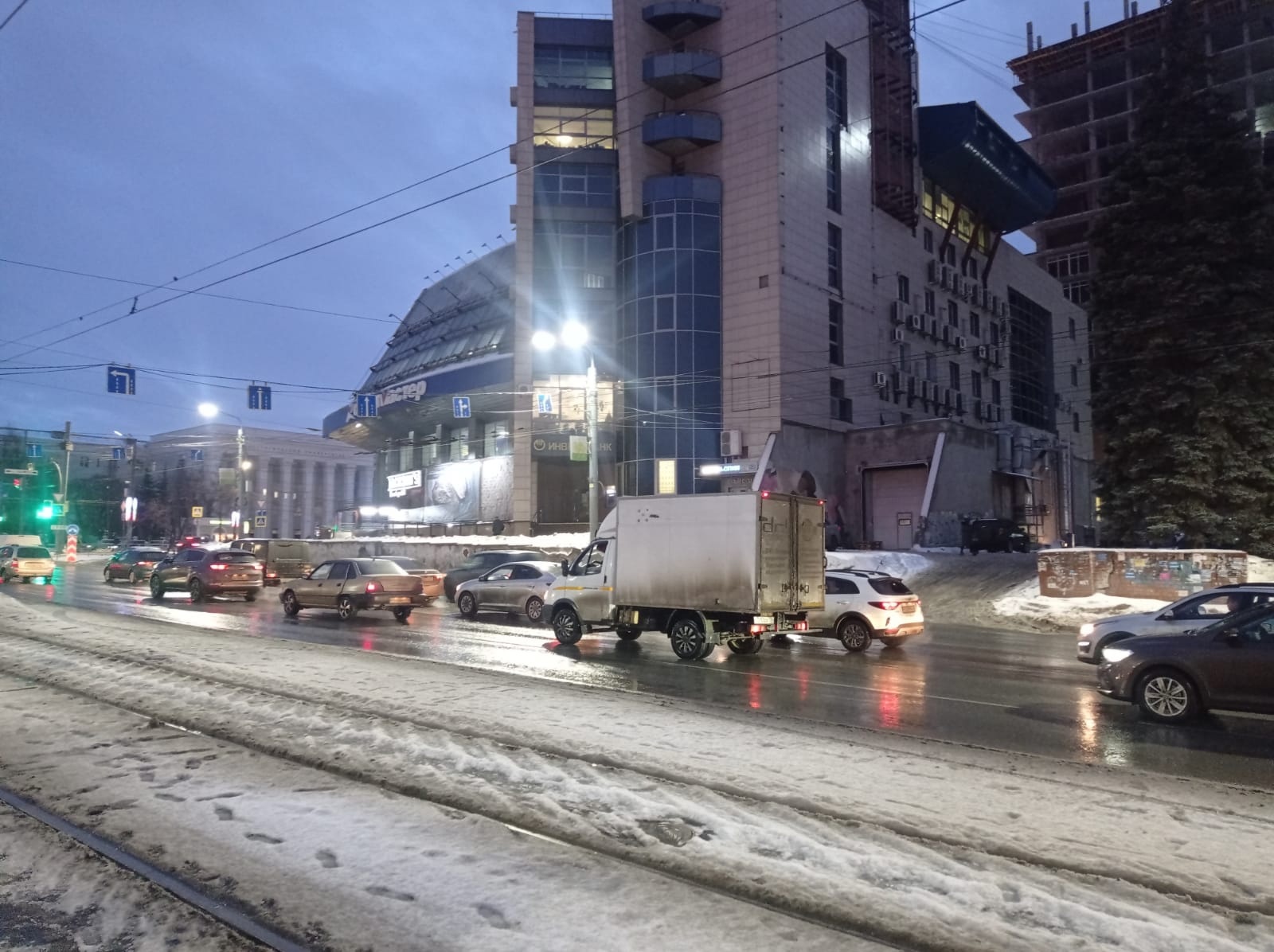 В Челябинской области водителей просят не выезжать в дальнюю дорогу