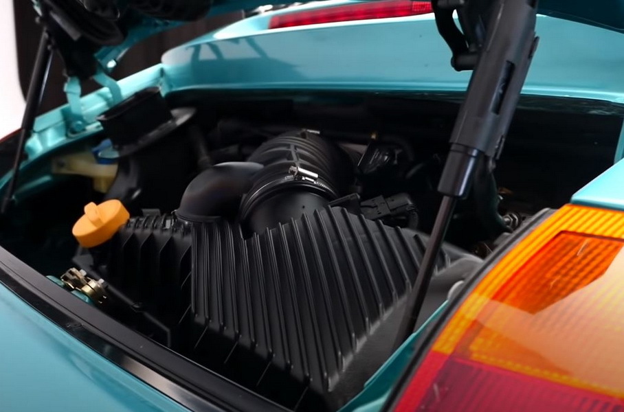 Посмотрите на единственный в мире Porsche 911 с заводской броней Новости