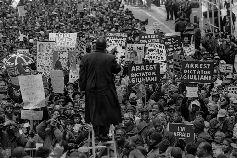 Сила протеста: демонстрации, которые сотрясали Нью-Йорк в 1980 – 2000 годах