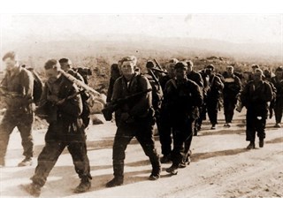 Немцы писали о крупном советском десанте, который регулярно нападает на их части и исчезает. А это был небольшой спецотряд