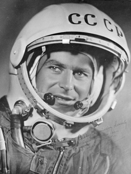 Как советскому космонавту Герману Титову подарили вьетнамский остров