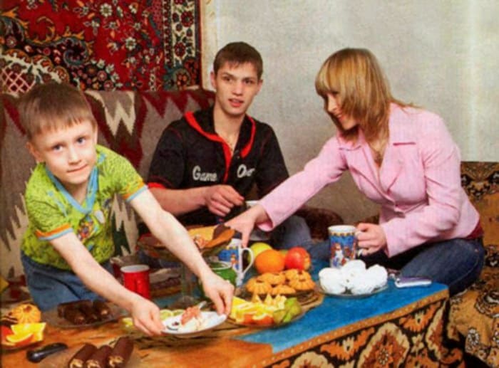 Актер с семьей | Фото: kino-teatr.ru
