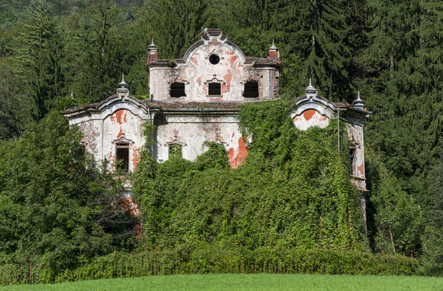 Resident Evil Village наяву: 10 реальных мест, похожих на мир игры Resident Evil Village наяву: 10 реальных мест, похожих на мир игры