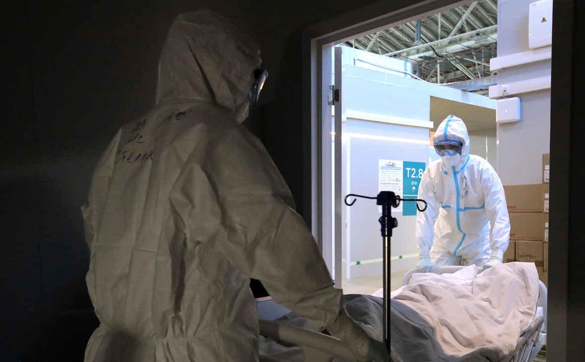 В России второй день подряд выявили менее 13 тыс. заболевших COVID-19 В России второй день подряд выявили менее 13 тыс. заболевших COVID-19