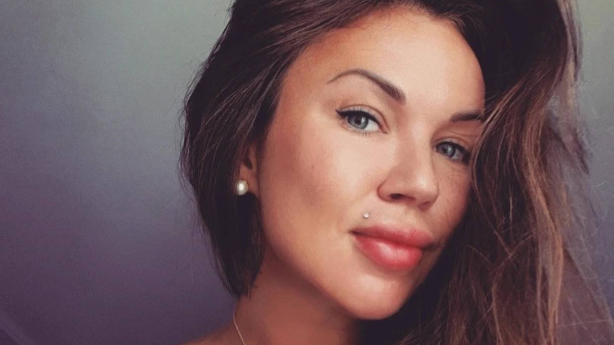 Бывшая жена Тарасова показала пикантное фото в белье