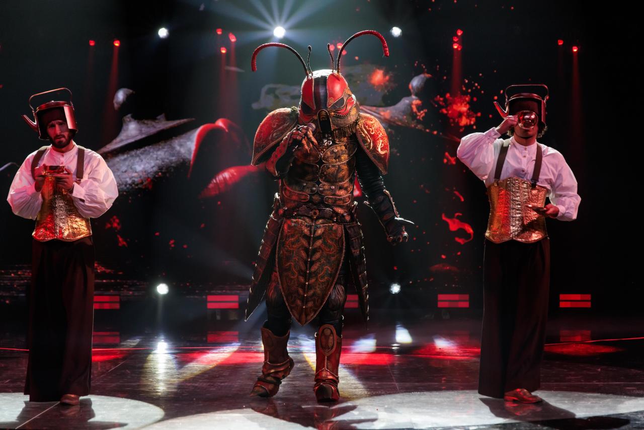 Кто снял маску в 3 выпуске 7 сезона шоу «Маска»: самый неожиданный участник Кто снял маску в 3 выпуске 7 сезона шоу «Маска»: самый неожиданный участник dabro,format-article,noindex,Вадим Галыгин,Дмитрий Тарасов,Егор Крид,Леон Кемстач,ольга бузова,Развлечения,сборная,россия,Филипп Киркоров