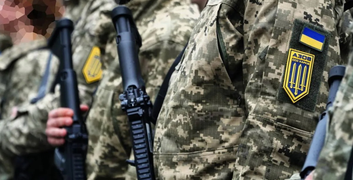 Почкование «Кракена»: «Азов» меняет волчий крюк на вилку