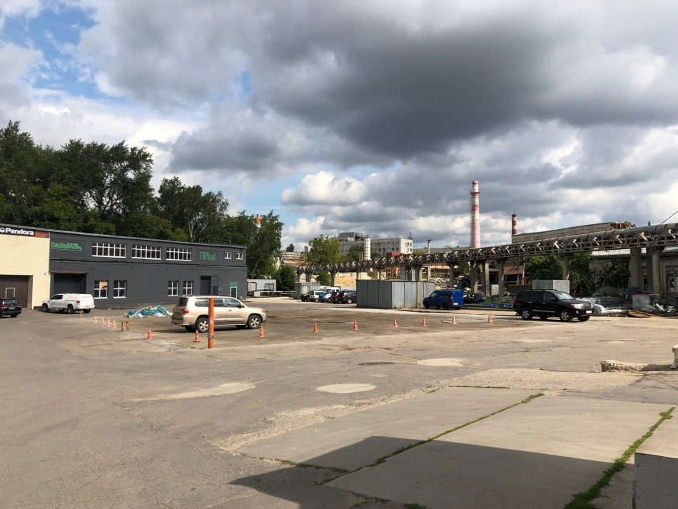 В 1-м Силикатном проезде снесли незаконный ангар