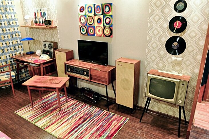 Хрущёвка в стиле 70-х. Что в ней "не так"?!