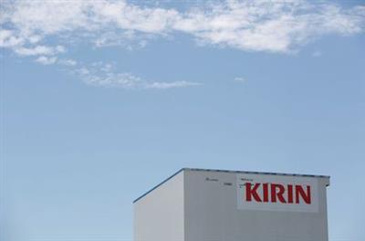 Japanese brewer Kirin Holdings' logo is seen at its factory in Toride, Ibaraki Prefecture, Japan July 14, 2017. REUTERS/Kim Kyung-Hoon