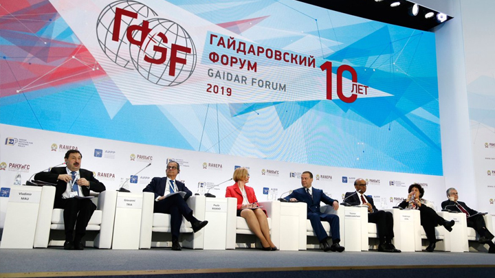 Теневому правительству России дали под дых: Кто за самом деле контролирует власть Теневому правительству России дали под дых: Кто за самом деле контролирует власть против, власти, правительства, России, власть, страны, Почему, совсем, собирать, только, самое, всему, совершенно, кроме, министр, здесь, деньги, ничем, Россия, главе