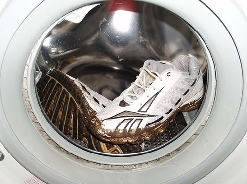 Картинки по запросу Можно ли стирать кроссовки в стиральной машине?