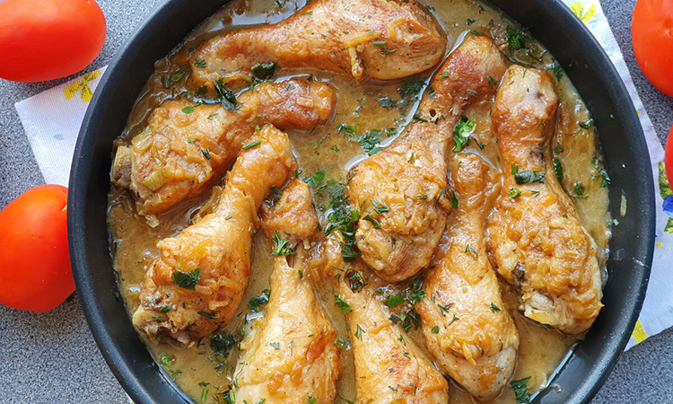 Курица по-еврейски: сочная, словно дорогая вырезка. Секрет в том, что добавляется немного соды блюда из курицы,кулинарные хитрости,кухни мира