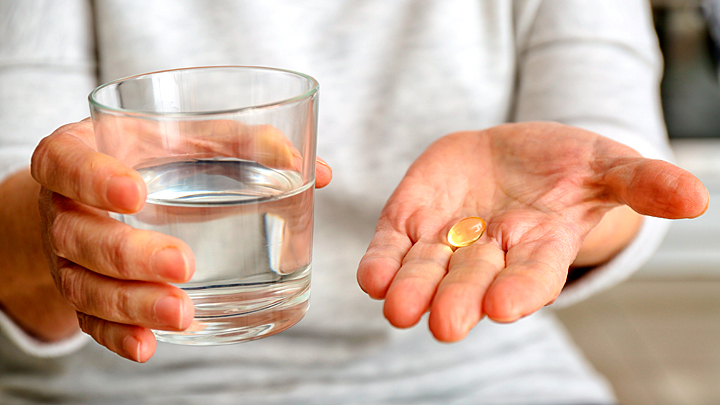 КТО ПРИДУМАЛ ЧУДО-ТАБЛЕТКУ ОТ COVID-19