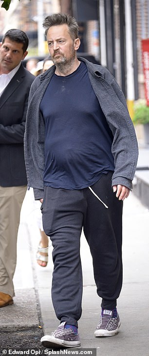 Печальная деградация: что случилось со звездой сериала «Друзья» Мэттью Перри Печальная деградация: что случилось со звездой сериала «Друзья» Мэттью Перри