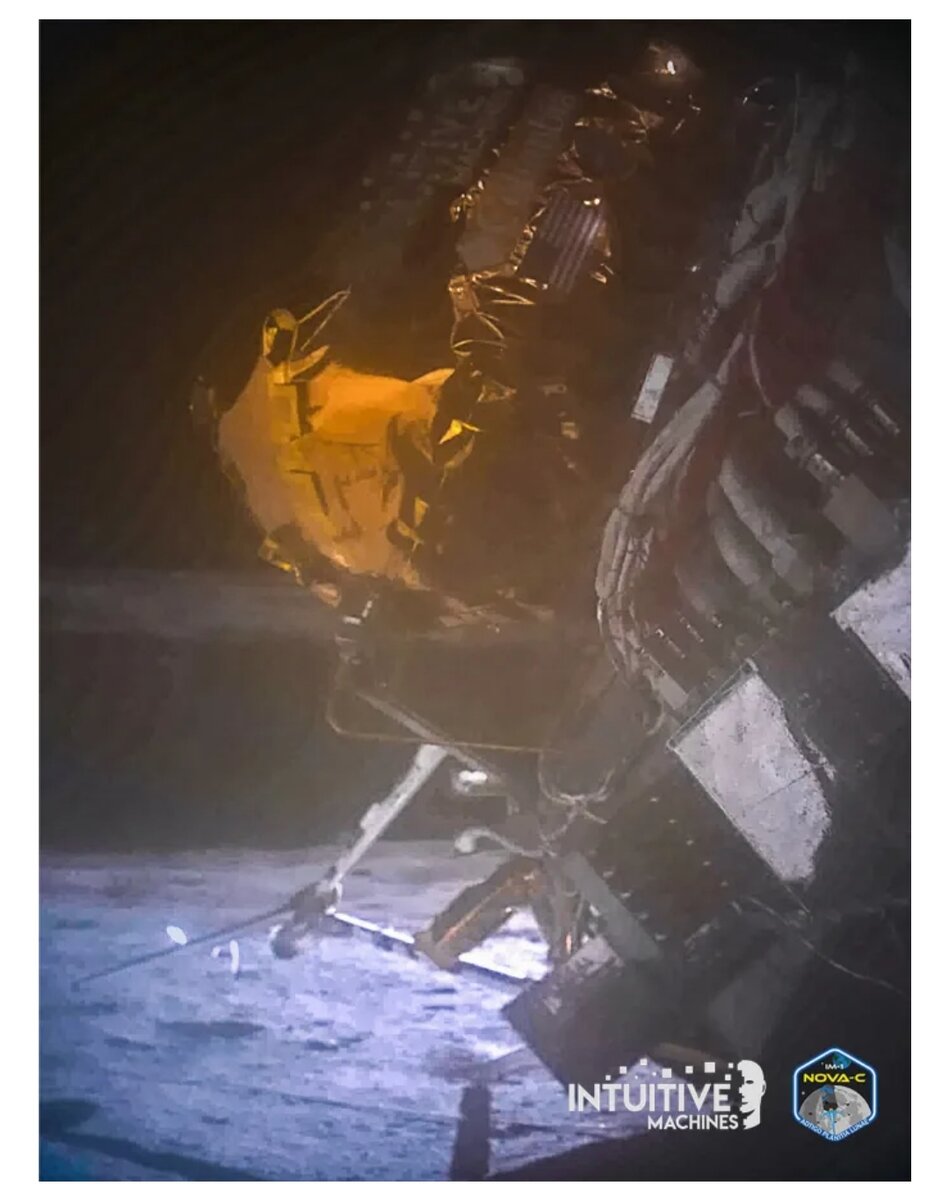 Второе изображение, опубликованное Intuitive Machine в среду, было сделано 27 февраля — через несколько дней после приземления 22 февраля. Компания сообщила, что диспетчеры полета приказали Одиссею сделать снимок с помощью камеры с узким полем обзора. 