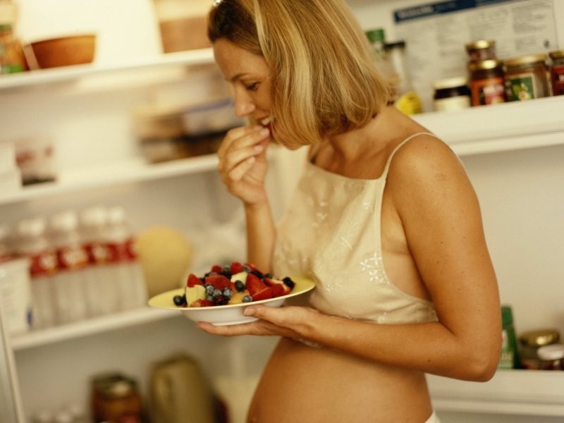 28. 30% женщин испытывают страсть к несъедобным вещам во время беременности. женщина, интересное, тело, факты