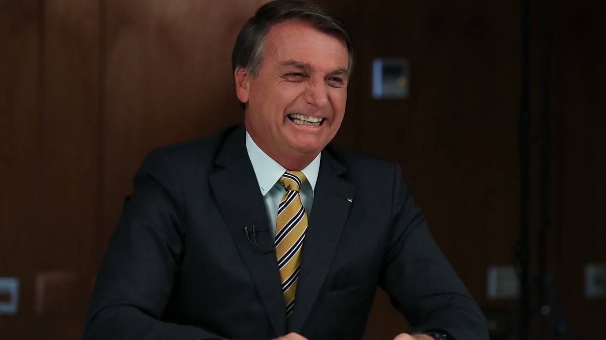 Президент Бразилии назвал Пизу «пиццей» и породил шквал мемов в Сети