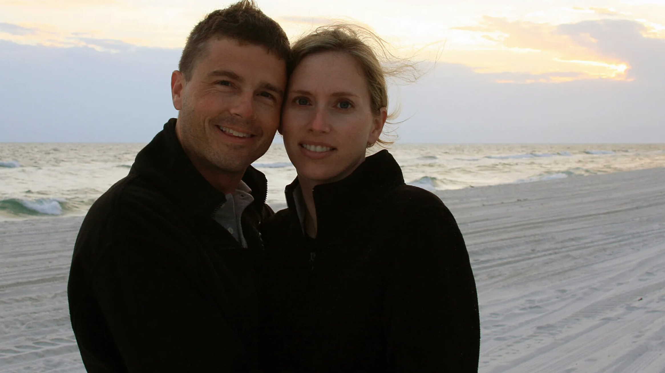 Попросил назвать кратер на Луне в честь жены, которая умерла от рака: что известно о самом обсуждаемом в Сети астронавте — Риде Уайзмане Уайзман, миссии, Кэролл, также, «Артемида2», Уайзмана, полет, после, когда, Землю, справа, дочками, фотосоцсетиРид, чтобы, астронавтов, Земле, науки, назвать, кратер, более