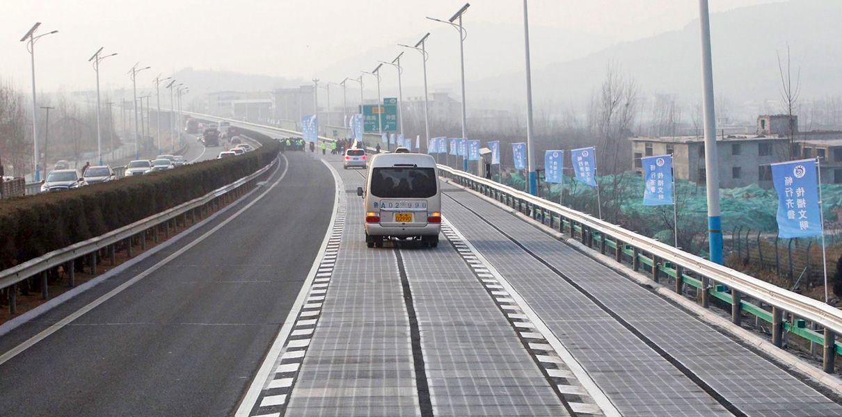 Картинки по запросу В Китае украли часть дороги из солнечных панелей