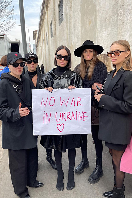 Неделя моды в Милане: Ким Кардашьян, Кендалл Дженнер и Рита Ора на показе Prada Новости моды