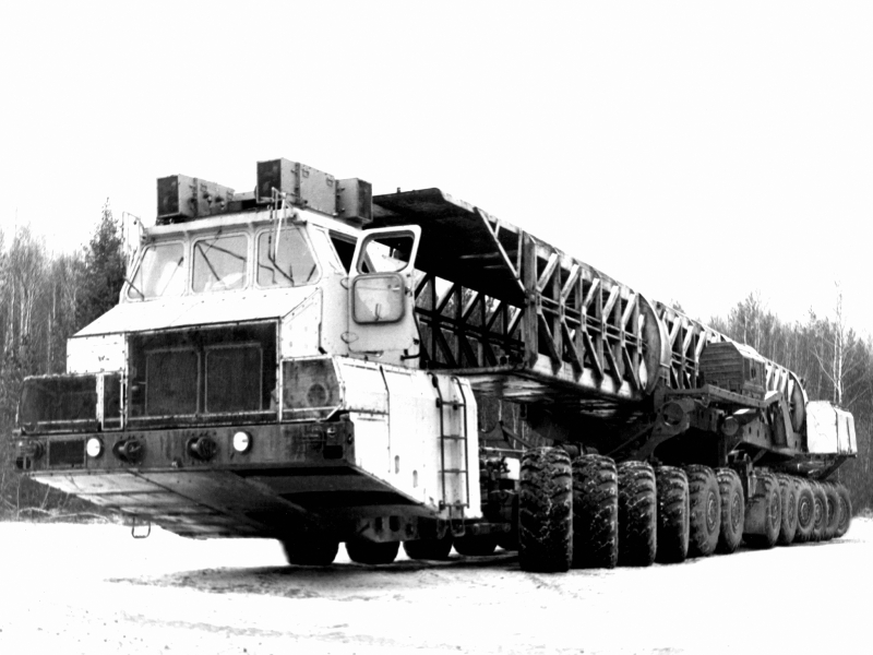 Двенадцатиосный МАЗ-7907 - гигант ядерного апокалипсиса маз, ссср