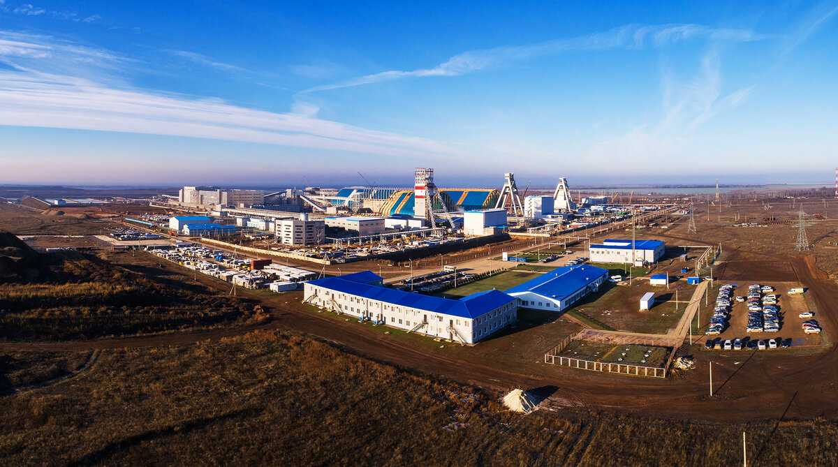 СМИ молчат о том, что Россия строит очередной завод-гигант