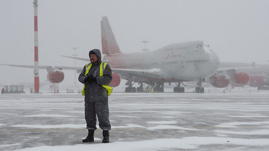 Министр транспорта Татарстана Халифов: аэропорт Казани закрыт из-за метели
