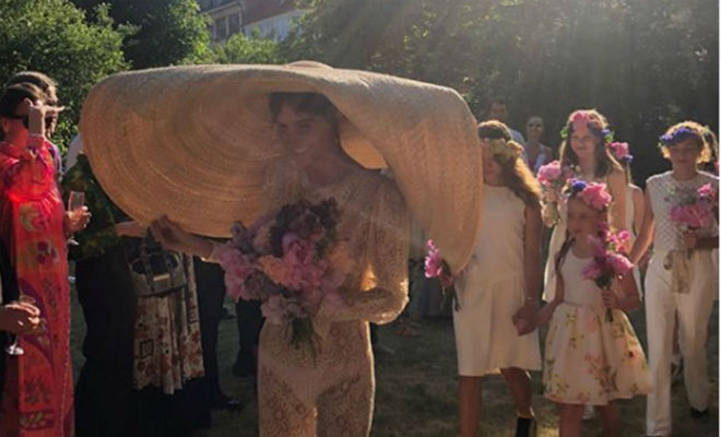 Прозрачное платье невесты смутило всех гостей на свадьбе Культура