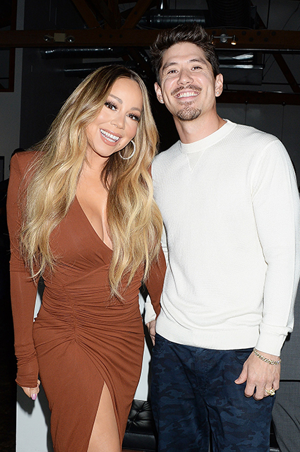 Мэрайя Кэри с бойфрендом Брайаном Танакой на презентации в Лос-Анджелесе Мэрайя Кэри с бойфрендом Брайаном Танакой на презентации в Лос-Анджелесе Звездные пары