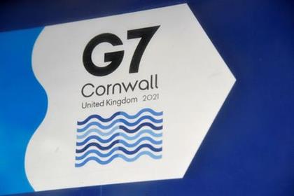 Foto de archivo del logo de la reunión del G7 que se llevará a cabo esta semana en St Ives, Cornwall, en Gran Bretaña. May 24, 2021. REUTERS/Toby Melville 