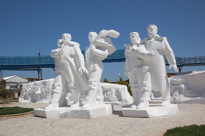 посёлок, Нефтяные Камни, история, интересное