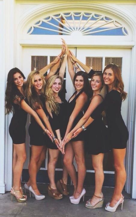 13 обычных фотографий, которые только испорченным людям покажутся неприличными 13 обычных фотографий, которые только испорченным людям покажутся неприличными