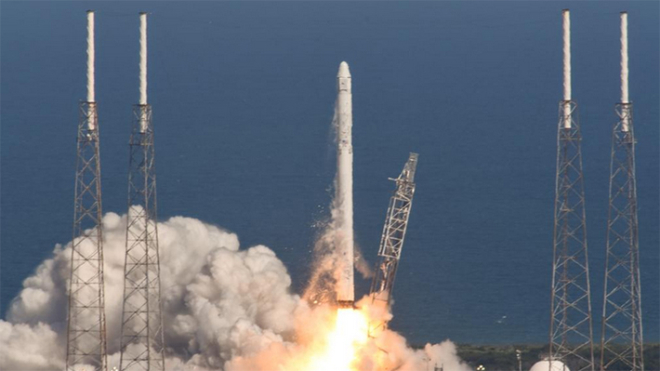 Космический крах США: SpaceX отменил запуск Falcon 9