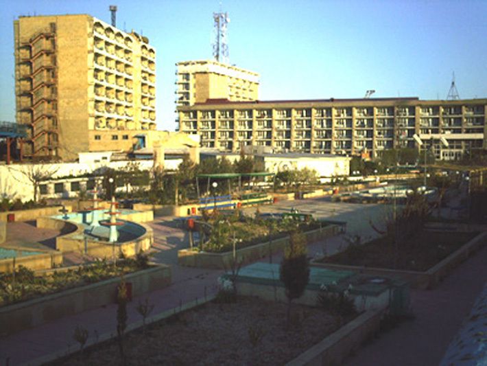 посёлок, Нефтяные Камни, история, интересное